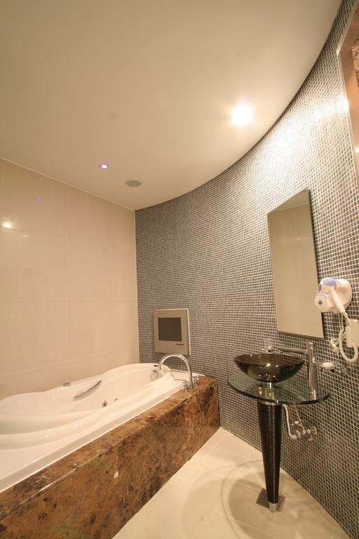 Wiz Hotel Паджу Екстериор снимка