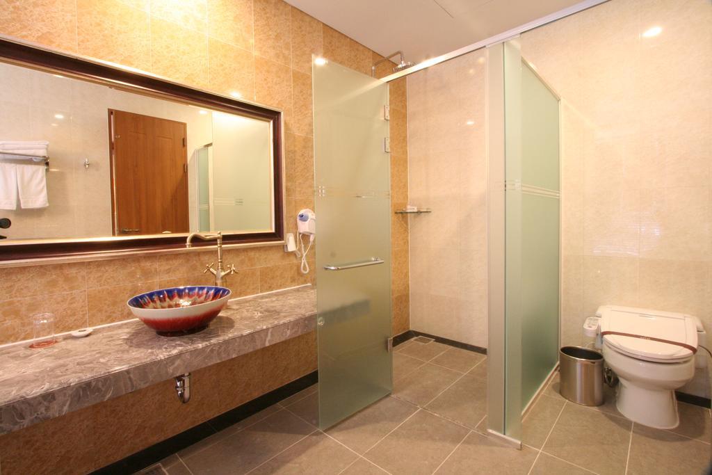 Wiz Hotel Паджу Екстериор снимка