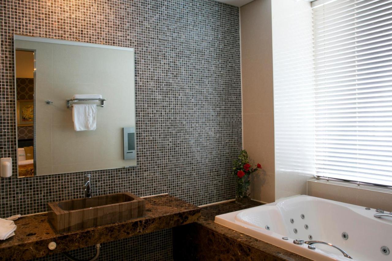 Wiz Hotel Паджу Екстериор снимка